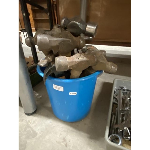 465 - Bucket of hammers and crowbar