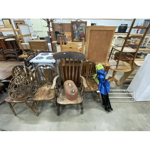 74 - 3 oak wheel back chairs, Victorian beech kitchen chair (as found), 2 horse shoe wall mounted planter... 