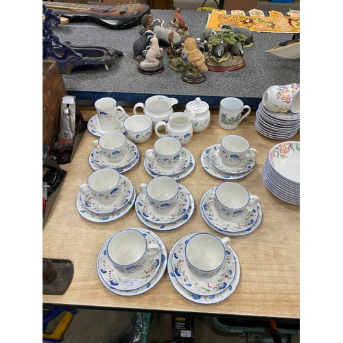 448 - 30 pieces Royal Doulton Expressions Windermere tea wares, 67 pieces Royal Doulton Expressions Blooms... 