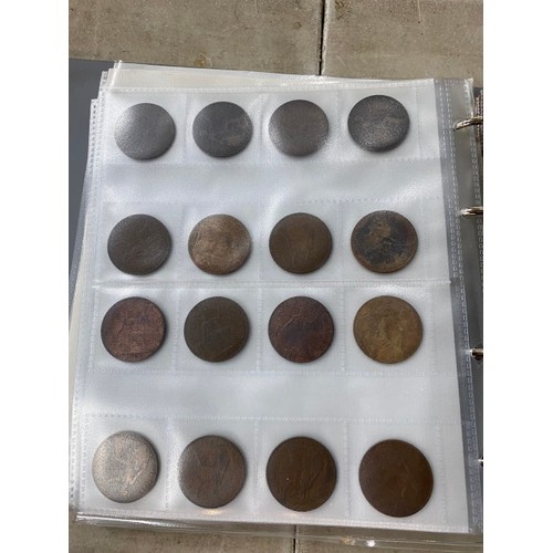 468 - 5 albums of assorted Uk coins including Crowns, silver half Crowns, half pennies, pennies, 10p, 5p e... 