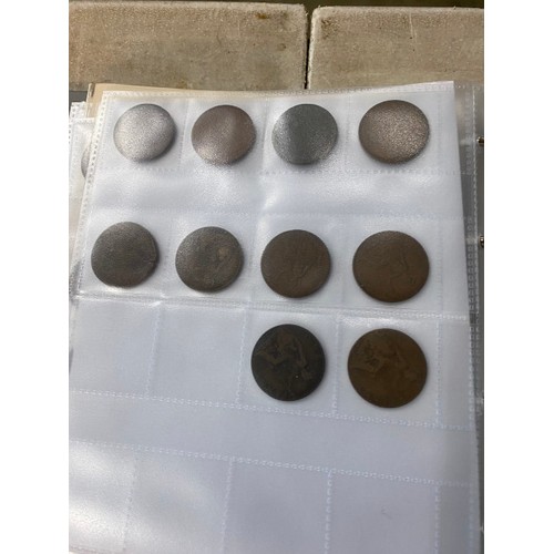 468 - 5 albums of assorted Uk coins including Crowns, silver half Crowns, half pennies, pennies, 10p, 5p e... 