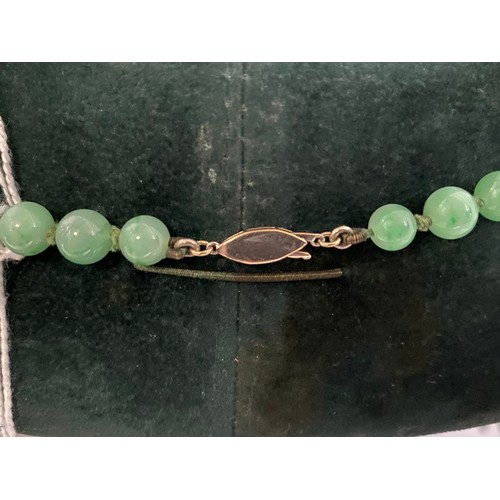 314 - Jade bead necklace (unmarked clasp, tests as gold)