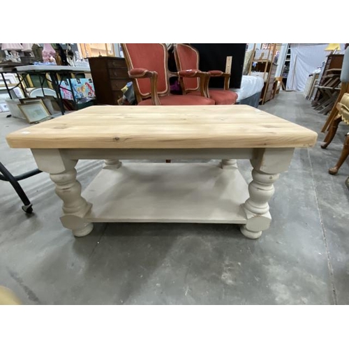 185 - Painted pine coffee table 47H 91W 61D