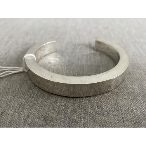 292 - Solid silver 925 hoop cuff bangle