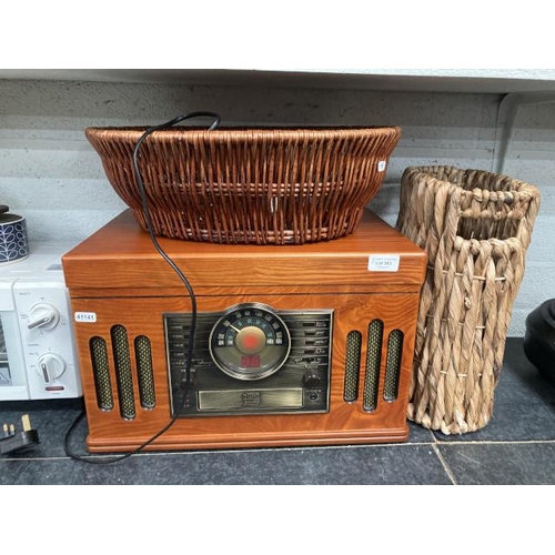 363 - 2 wicker baskets & vintage style turn table with 3 disc CD player/ radio