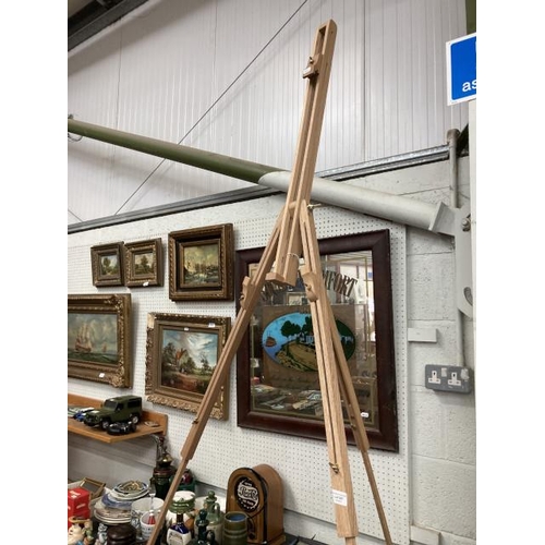 367 - Artists easel/menu stand