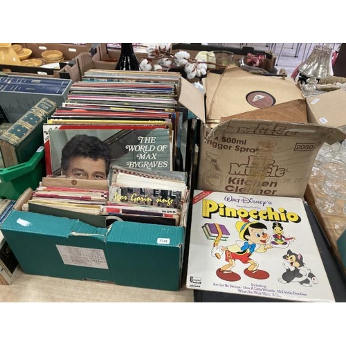 480 - Selection of LPs, 45s amd 78s including Pinocchio, Max Bygraves, Perry Como, Shirley Bassey, Paul Ro... 