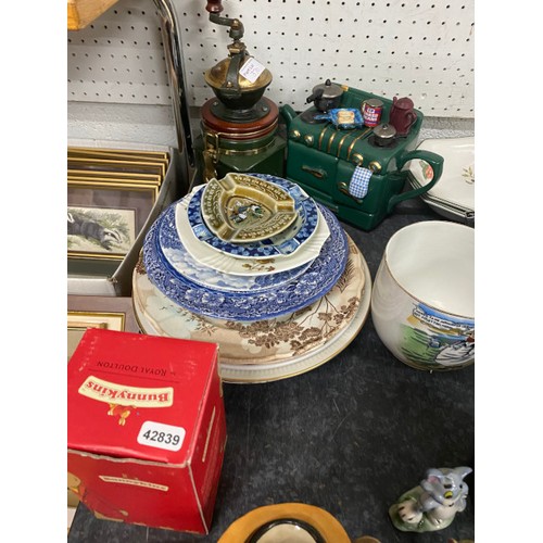 370 - Coffee grinder, Royal Doulton 'Desperate Dan' D7034 jug, music box, Tullamore Dew water jug & 2 whis... 