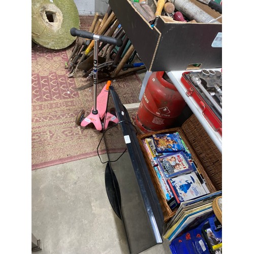 490 - Large selection of collectables including pink m-cro mini scooter, Samsung UE32EH5000 tv (no remote)... 