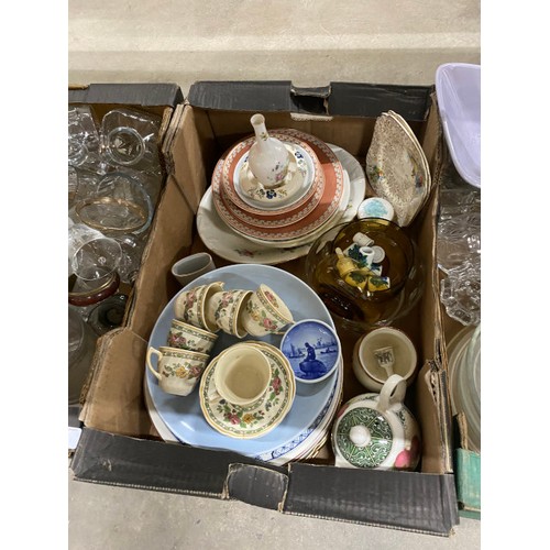 491 - 7 boxes of assorted glassware including candleholders, fruit dishes, glasses, vases etc, Royal Doult... 