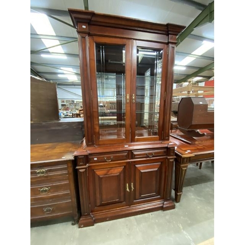 119 - Italian mahogany display cabinet with 1 key 213H 118W 55D