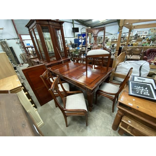 120 - Italian mahogany dining table with 1 leaf 78H 178-224W 110D and 8 chairs including 2 carvers