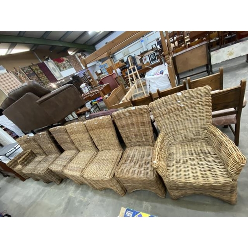 161 - 8 wicker chairs including 2 carvers 52W