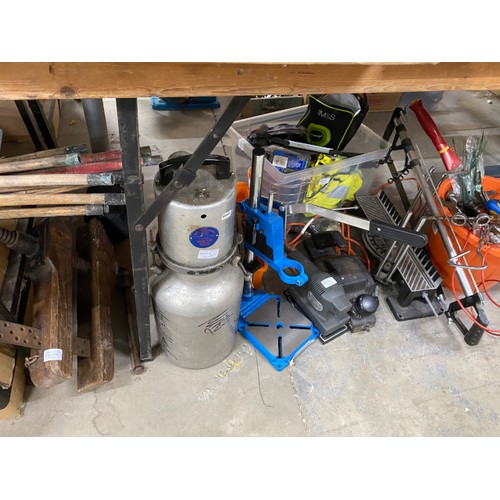 425 - Good quantity of assorted workshop tools etc