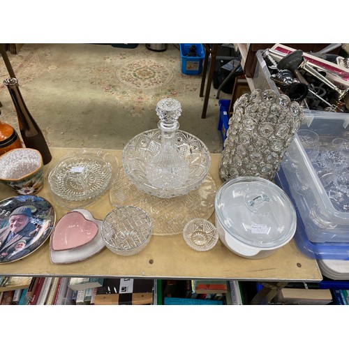 434 - Good selection of collectables and table wares including pewter tankards, cut glass, assorted metal ... 