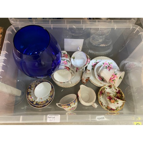 417 - 5 boxes of porcelain, crystal, blue & white china etc., inc. 19 piece Royal Albert 'Prairie Rose' te... 