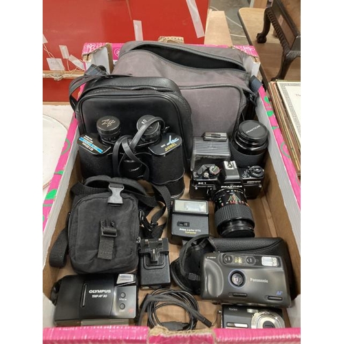 397 - Praktica electronic BC1 camera with lenses, accessories and case, Panasonic C-426AF with case, Kodak... 