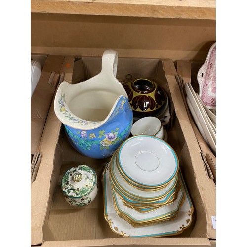 524 - 9 good boxes of ceramics inc. Ronson 'Cupid' table lighter, Carlton Ware, Radford, Royal Worcester, ... 