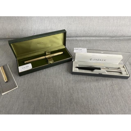 253 - Cross 1/20 10KT rolled gold fountain pen (boxed) & a Parker 45 fountain pen (boxed)