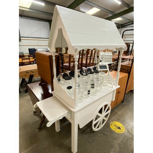 147 - Display ‘Sweet Cart’ 206H 151W 65D