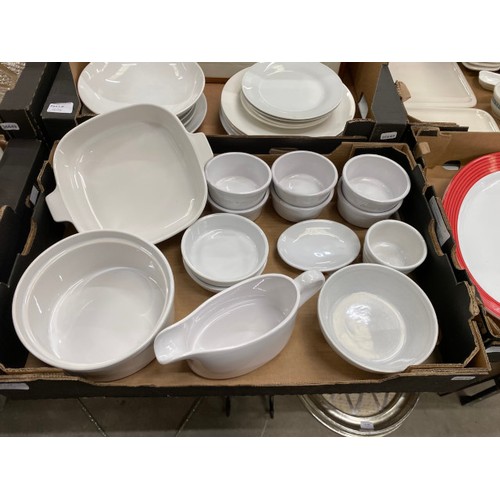 424 - Assorted collectables including a watercolour, Oneida serving plate, Marks & Spencer, Charlie Bingha... 