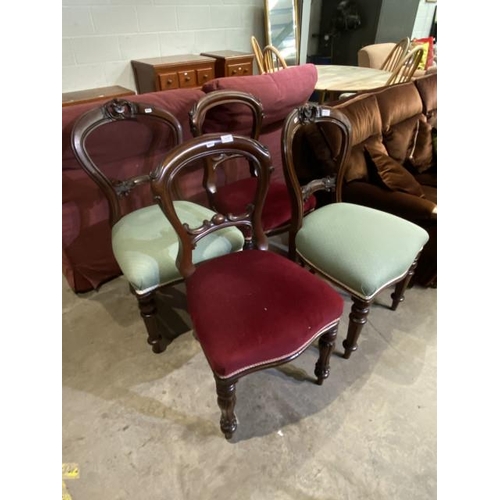 106 - 2 pairs of Victorian mahogany balloon back chairs 49W