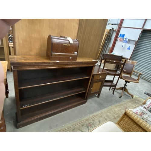 197 - Victorian walnut bookcase 107H 139W 27D Edwardian oak swivel office chair 55W (as found) etc