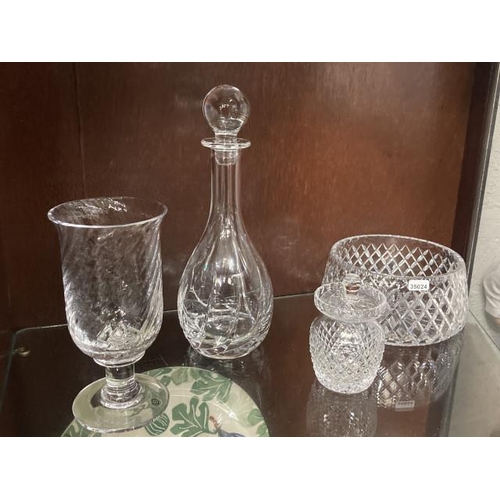 438 - 4 pieces of crystal inc. Waterford, Dartington etc.