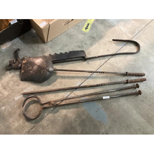 473 - 19th Century forged iron Inglenook Hake & 3 piece fire irons