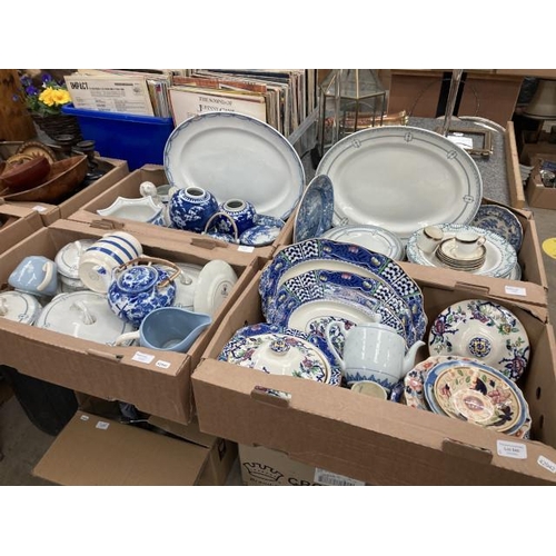 540 - 4 boxes of assorted blue & white ware including Royal Doulton, Alfred Meakin ‘Patricia’ etc