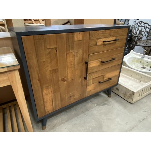 75 - Rustic 3 drawer sideboard 76H 90W 40D