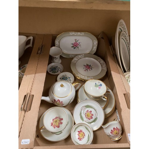 453 - 4 boxes containing iridescent ceramic vase, 7 pieces of Susie Cooper china, 26 pieces of Royal Doult... 