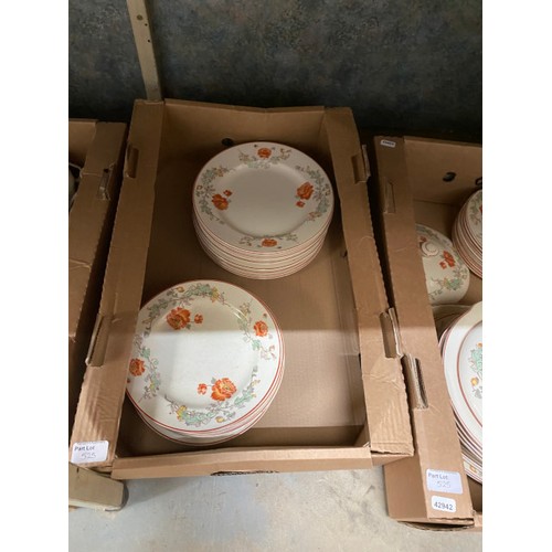 525 - 11 boxes of part tea & dinner sets inc. Crown Ducal 'Florentine', New Hall, Empire, Wade, Colclough,... 