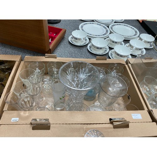 542 - 8 boxes of assorted glassware including Wilkinson Crystal, cut glass etc