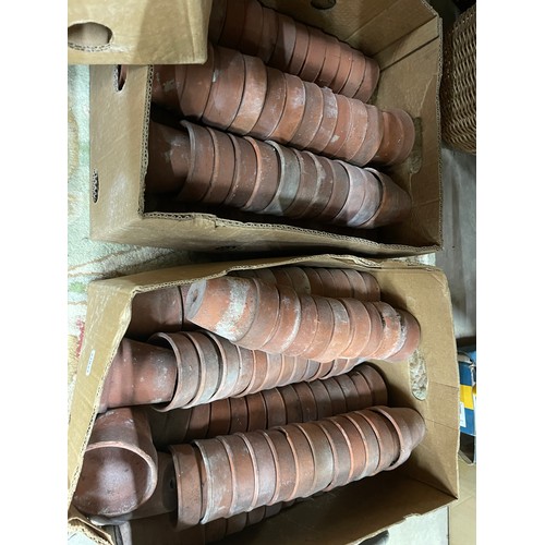 552 - 9 boxes of vintage terracotta flower pots of various sizes (please see additional images)