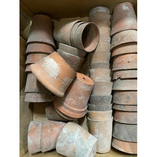 552 - 9 boxes of vintage terracotta flower pots of various sizes (please see additional images)