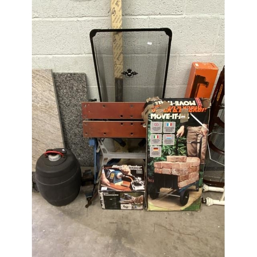103 - Black & Decker D111 power centre, Workmate, Black & Decker Move-It-All etc