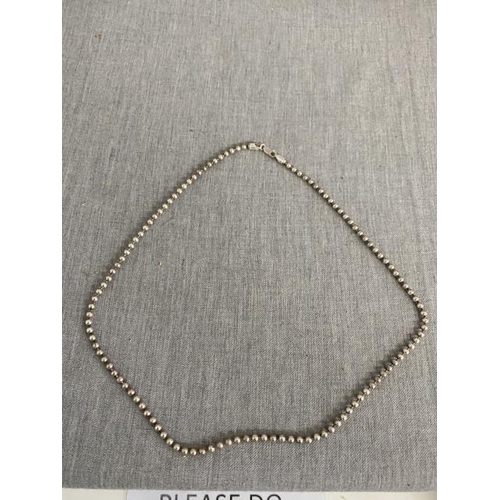 390 - 925 silver bead neck chain 27g