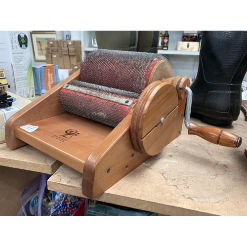 441 - Ashford drum carder