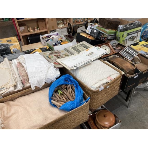 487 - Box of vintage linens, vintage bedspread & blanket, stamp album including foreign stamps & First Day... 