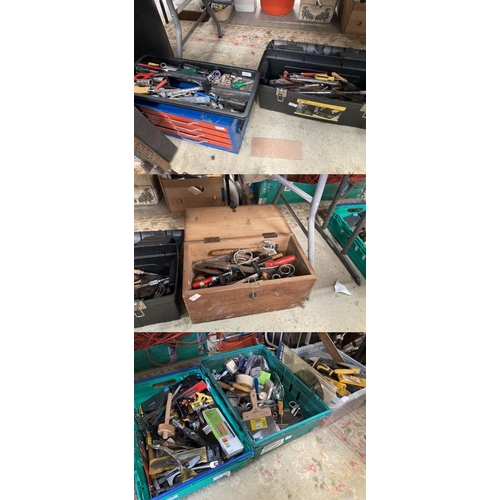 513 - 3 tool boxes and contents and 3 boxes of assorted workshop tools including Dewalt drill bits, Bosch ... 