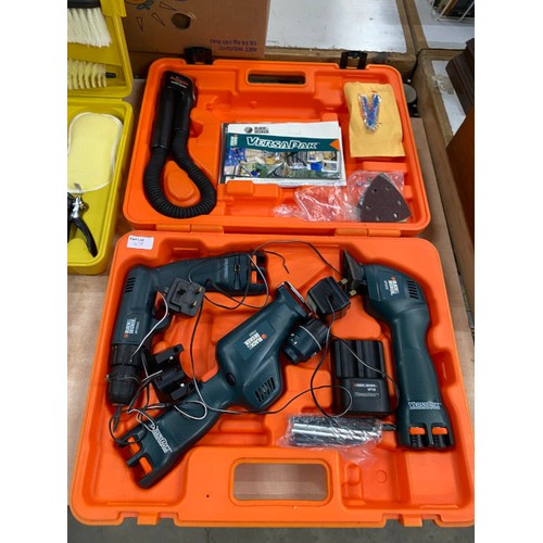 478 - Power G electric spray gun, Tooltec wallpaper stripper, Eagle hot air gun, Black & Decker Versa Pak ... 