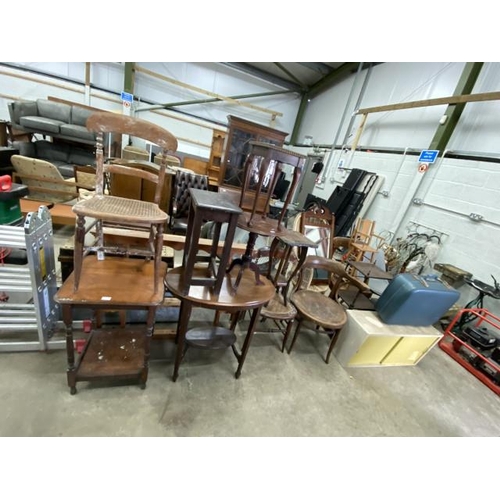 117 - Assorted furniture including a vintage Peacock chair 112H, H Dawson & Co, Harrogate Bentwood chair, ... 