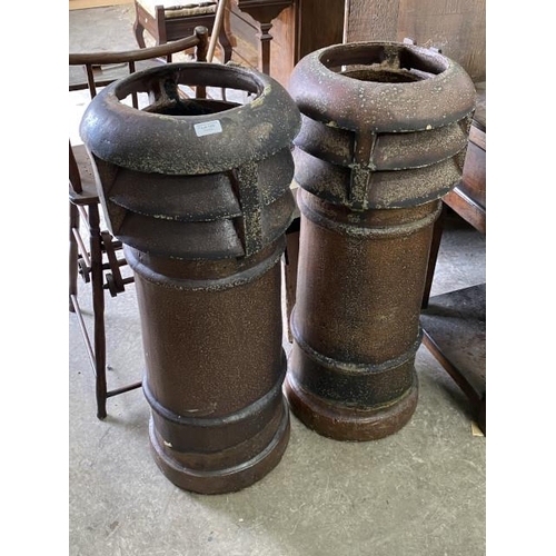 120 - 2 Victorian chimney pots 92H