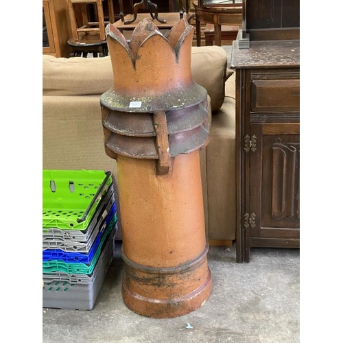 137 - Victorian chimney pot 106H