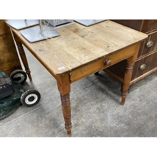 142 - Victorian pine single drawer kitchen table 74H 75W 107D