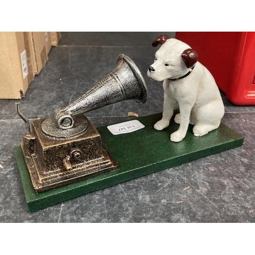 347 - HMV dog & gramophone