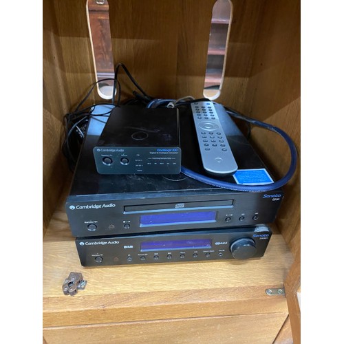 114 - Oak media cupboard 92H 50W 46D with Cambridge Audio Sonata CD30, Sonata DR30+, Dac Magic 100, Sonata... 