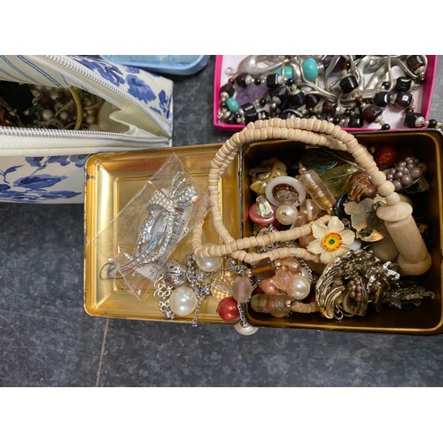 345 - Collection of jewellery inc. costume brooches, bead necklaces, earrings, watches inc. Oris, Accurist... 