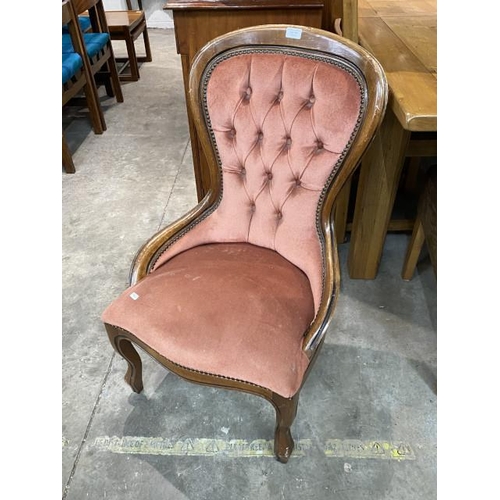 104 - Mahogany framed ladies chair 56W